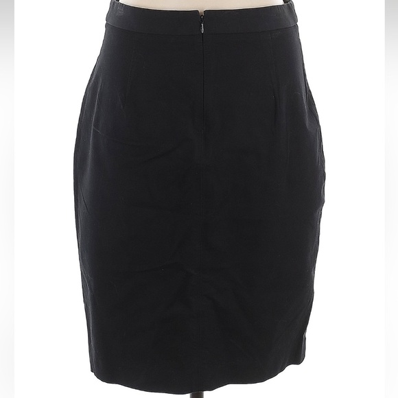 Banana republic skirt - Picture 3 of 4